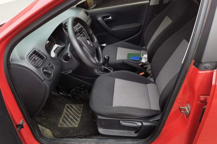 Used Volkswagen Polo 2016 1.4L Manual Fashion Model Left Front Seat