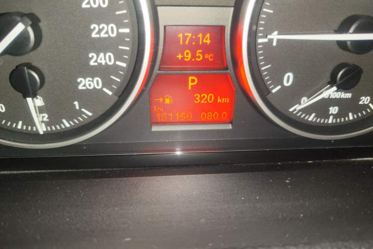 Used BMW 3 Series 2010 325i Luxury Model
