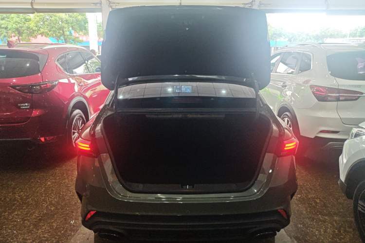 Used Geely Auto Binray 2022 Binrui COOL 1.5T DCT Electric Edition Trunk