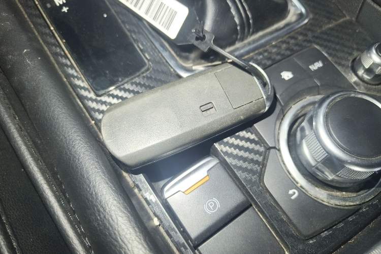 Used Mazda Mazda 3 Axela 2017 Sedan 1.5L Automatic Luxury Model Emission Standard China V