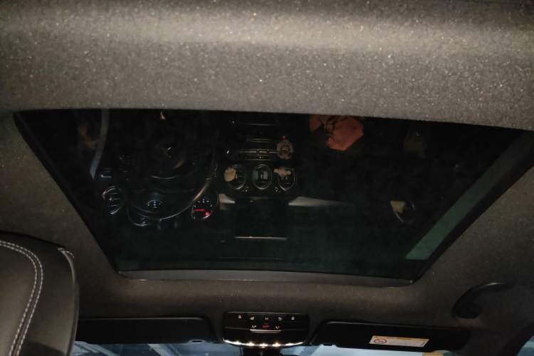 Used Mercedes-Benz GLC 2017 GLC 260 4MATIC Dynamic Edition Headliner