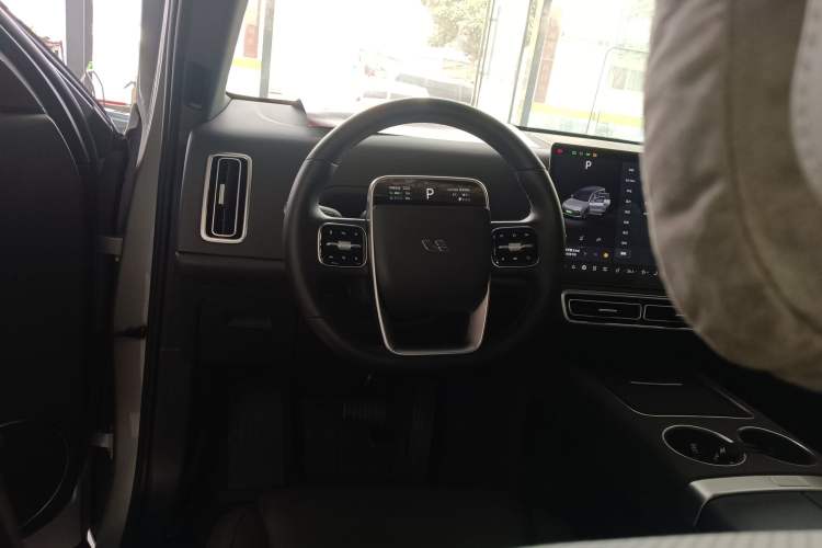 Used Li Auto L9 2022 Max model
