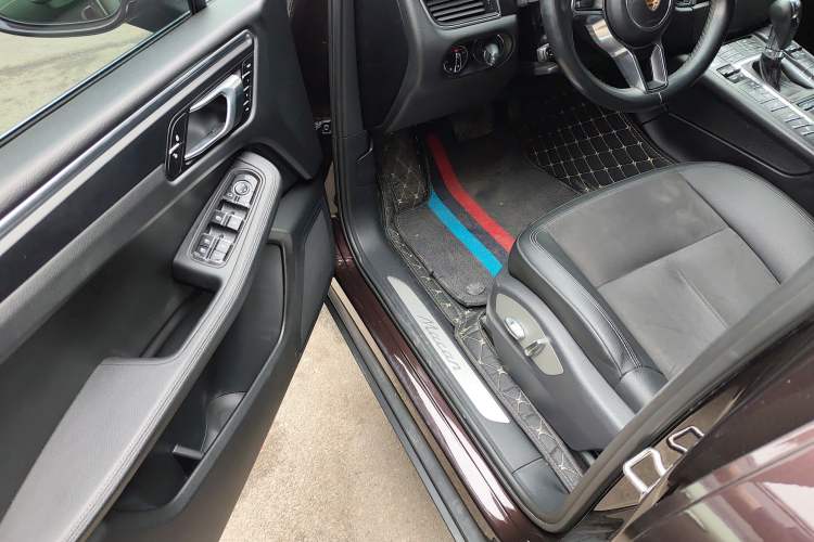 Used Porsche Macan 2014 Macan 2.0T
