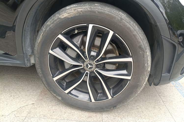 Used Mercedes-Benz GLC 2022 GLC 300 L 4MATIC Dynamic Model Right Front Wheel Hub