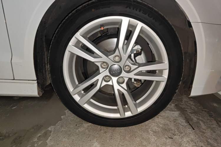 Used Audi A3 2020 Limousine 35 TFSI Fashion Edition China VI Emission Standard