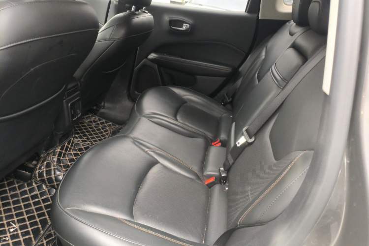 Used Jeep Compass 2019 200T Automatic Family Edition - Connected Large Screen Version