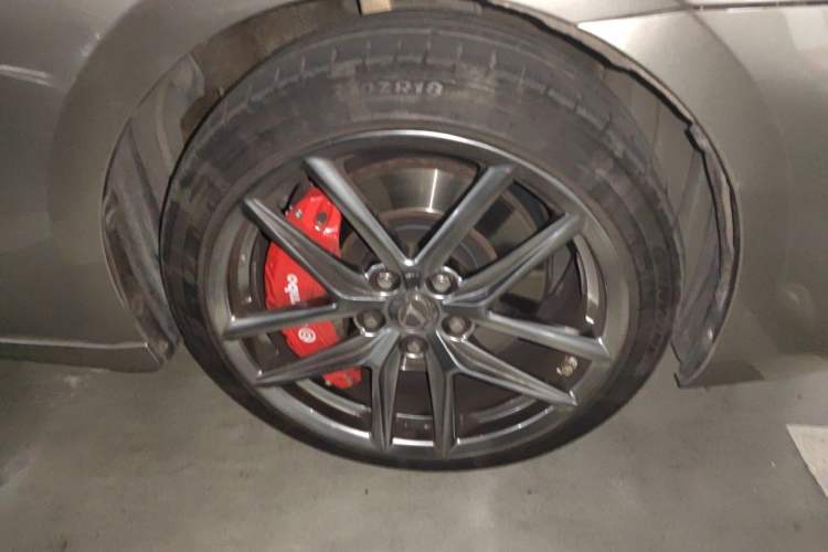 Used Lexus IS 2017 300 Leading Edition
