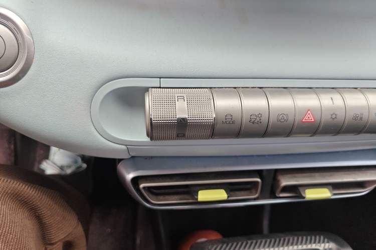 Used BYD Seagull 2023 Free Edition Gear Lever