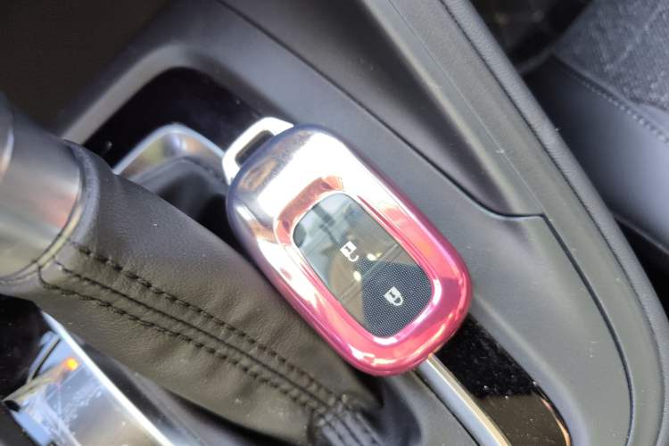 Used Honda Vezel 2025 1.5L CVT Comfort Edition
