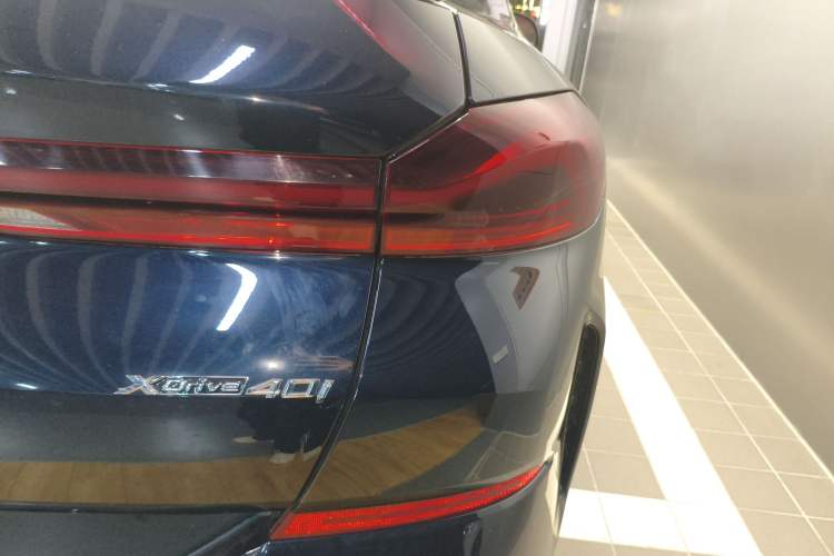 Used BMW X6 2022 xDrive40i Luxury Edition M Sport Package