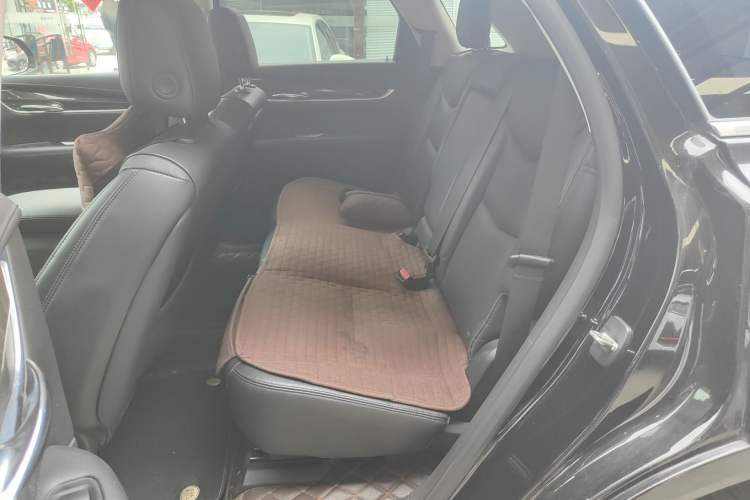 Used Cadillac XT5 2018 25T Luxury Model
