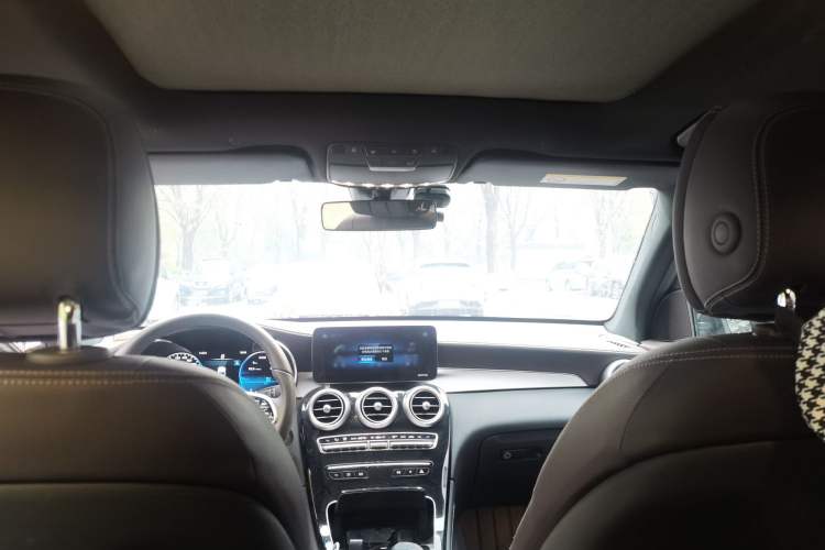 Used Mercedes-Benz GLC 2022 Refreshed GLC 260 L 4MATIC Dynamic Edition Headliner