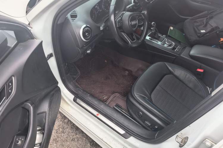 Used Audi A3 2017 Limousine 35 TFSI Ambition Edition
