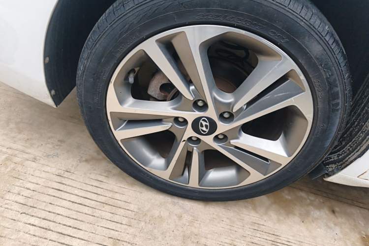 Used Hyundai Elantra (6th Generation / Lingdong) 2016 1.6L Automatic ZhiXuan – Elite Version
