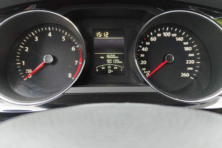 Used Volkswagen Sagitar 2015 1.6L Automatic Comfort Model Odometer Close Up