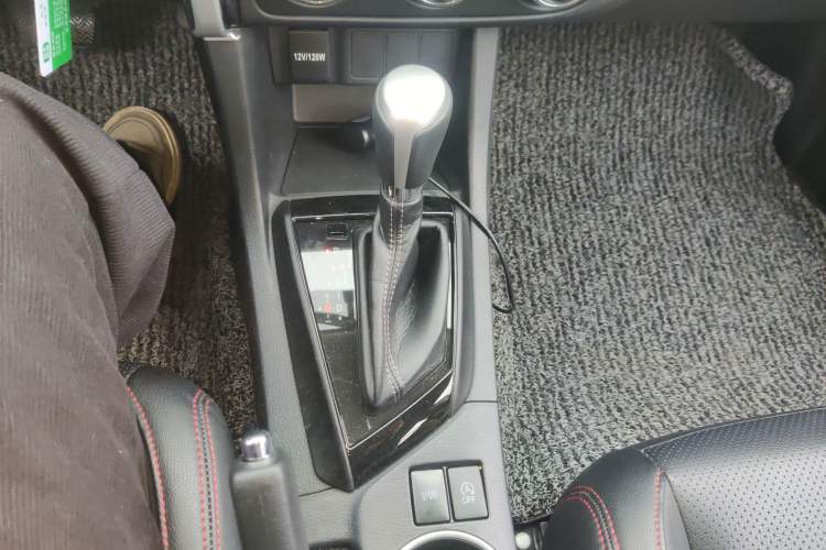 Used Toyota Levin 2017 Revised Version 185T CVT New Sharp Edition China V Standard