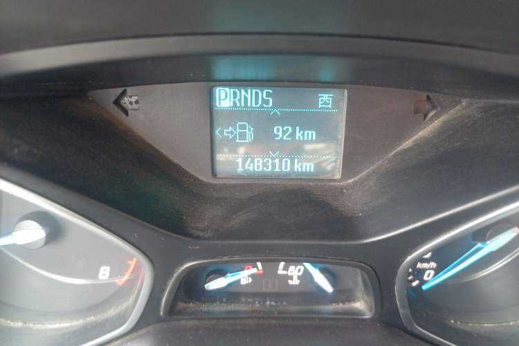 Used Ford Kuga 2015 1.5L GTDi Two-Wheel Drive Fashion Edition Odometer Close Up