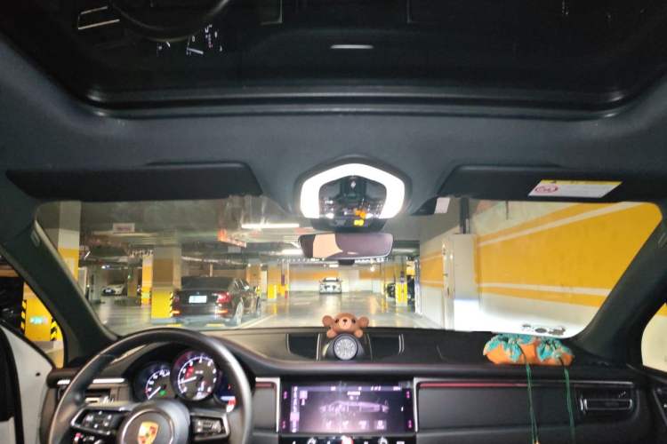 Used Porsche Macan 2024 Macan 2.0T Headliner