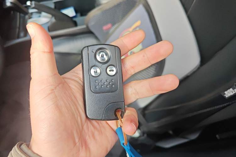 Used Honda Crosstour 2012 2.4L Prestige Edition
