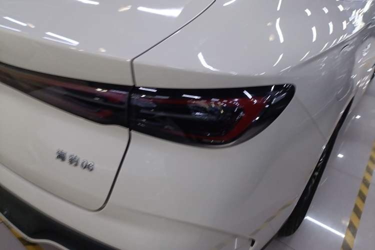 Used BYD Seal 06 New Energy 2024 DM-i 120KM Prestige Model
