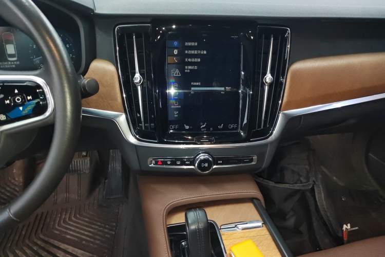 Used Volvo S90 2021 B5 Zhiyi Luxury Edition
