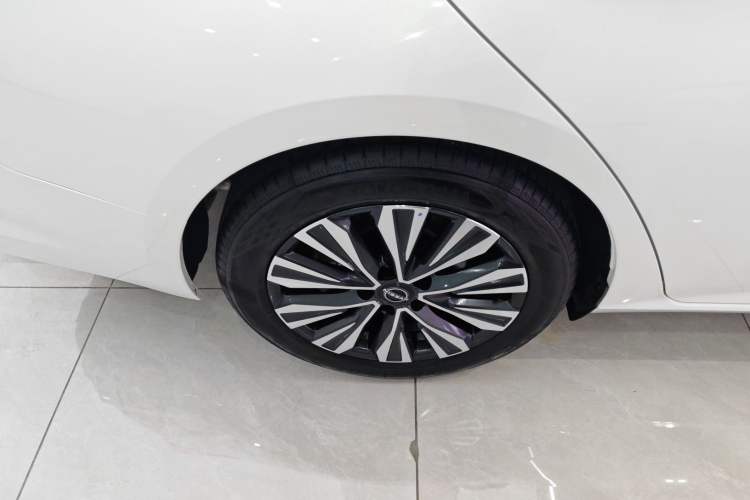 Used Nissan Teana 2022 2.0L XL-TLS Enjoyment Edition Right Rear Wheel Hub