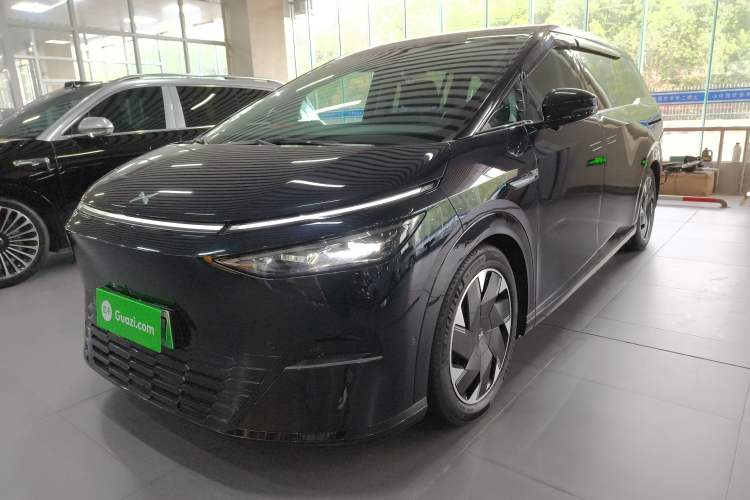 Used XPeng X9 2024 702 Ultra-Long Range Max