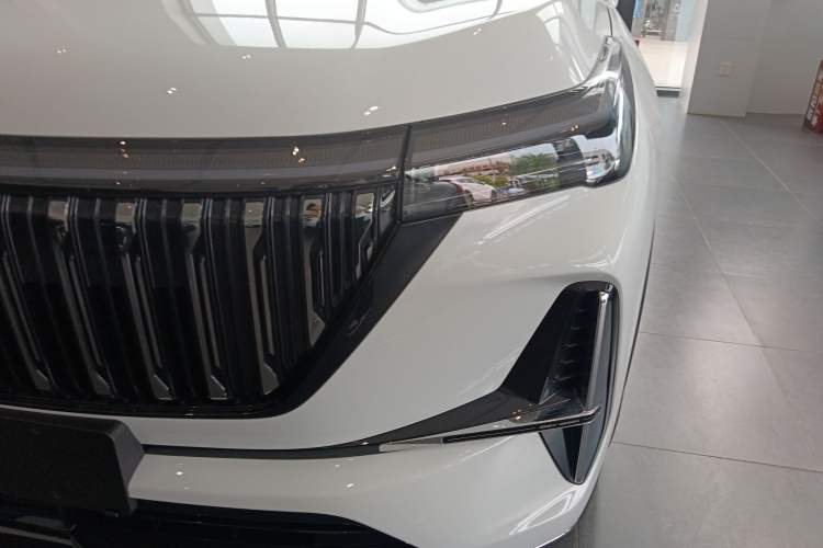 Used Geely Auto FX11 2025 4th Generation 1.5TD DCT – The Start Left Front Headlight