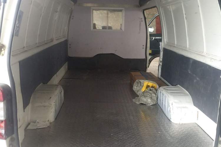 Used King Long Golden Way 2016 2.0L Box Truck 4G20
