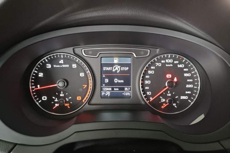 Used Audi Q3 2016 35 TFSI Collection Edition quattro Enjoyment Model