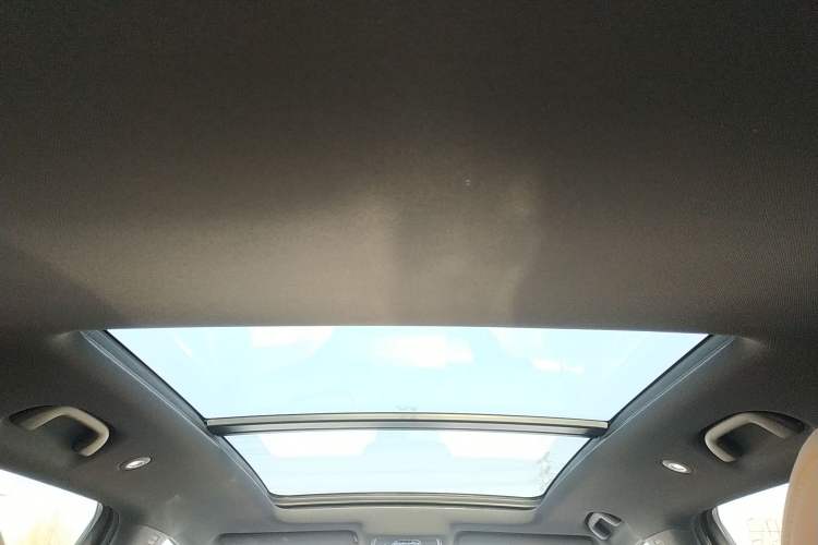 Used BYD Song L DM-i 2024 112 km Leading Edition
