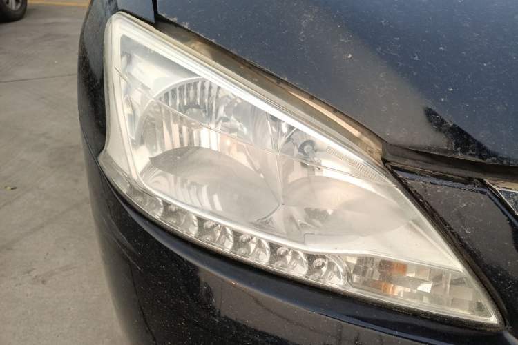 Used Nissan Sylphy 2012 1.6 XL CVT Luxury Edition Right Front Headlight