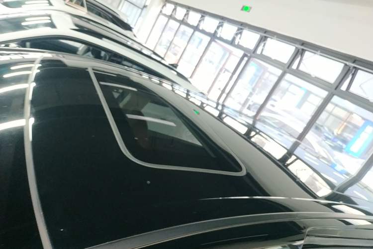 Used Honda Elysion 2019 2.0L Hybrid Supreme Edition