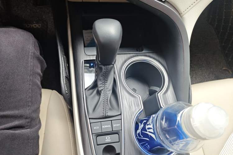 Used Toyota Camry 2021 2.5G Luxury Edition