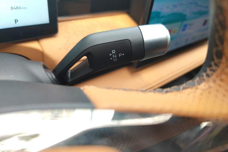 Used Geely Galaxy 8 2025 130km EM-P Starship Edition Gear Lever