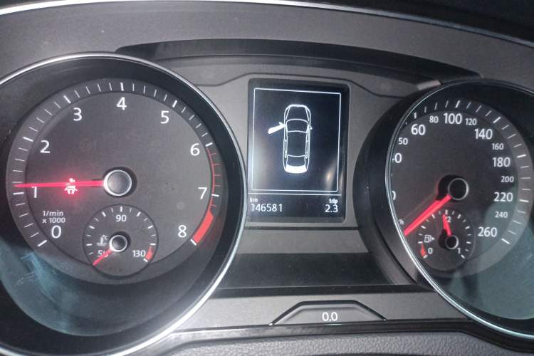 Used Volkswagen Magotan 2018 330TSI DSG Advanced Model Instrument Cluster