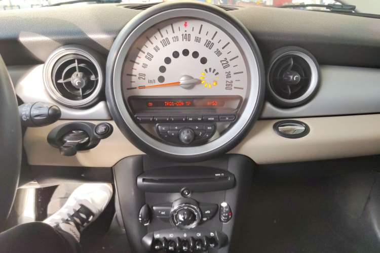 Used MINI Clubman 2011 1.6L COOPER Fun