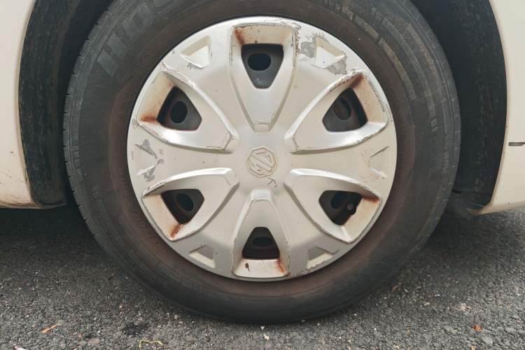 Used MG 3 2016 1.3L AMT Comfort Edition Right Front Wheel Hub