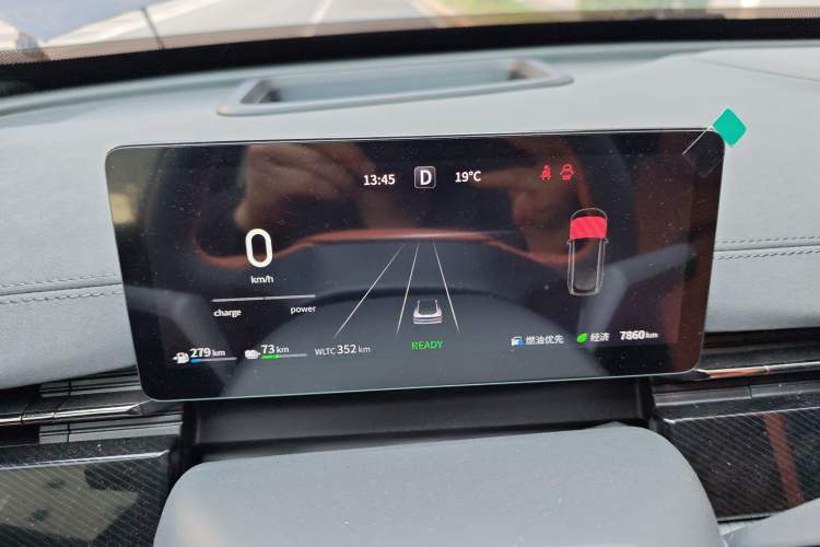 Used Dongfeng eπ eπ007 2024 Range-Extended 200 RuYi Edition