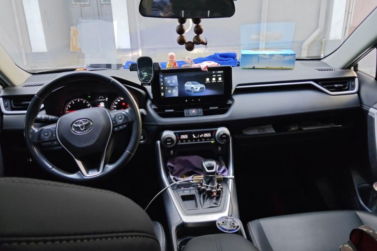 Used Toyota Wildlander 2023 2.0L CVT Two-Wheel Drive Urban Edition
