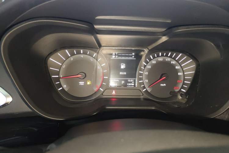 Used GAC Trumpchi GS4 2017 200T G-DCT Two-Wheel Drive Elite Edition
