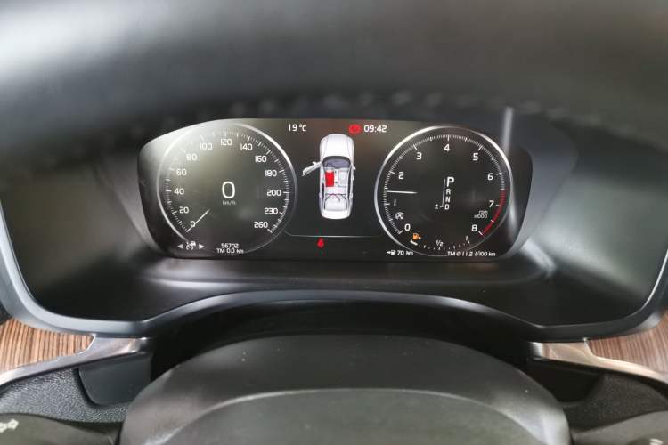 Used Volvo S60 2021 T4 Zhiyuan Luxury Edition Instrument Cluster