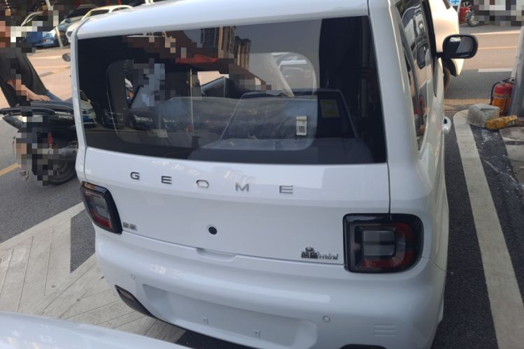 Used Geely Galaxy Panda 2024 Panda Mini 200km Endurance Bear Rear