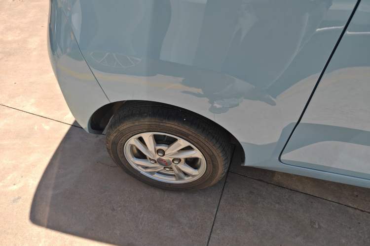 Used Wuling Hongguang MINIEV 2020 Enjoy Edition Lithium-Ion Battery Right Rear Wheel Hub