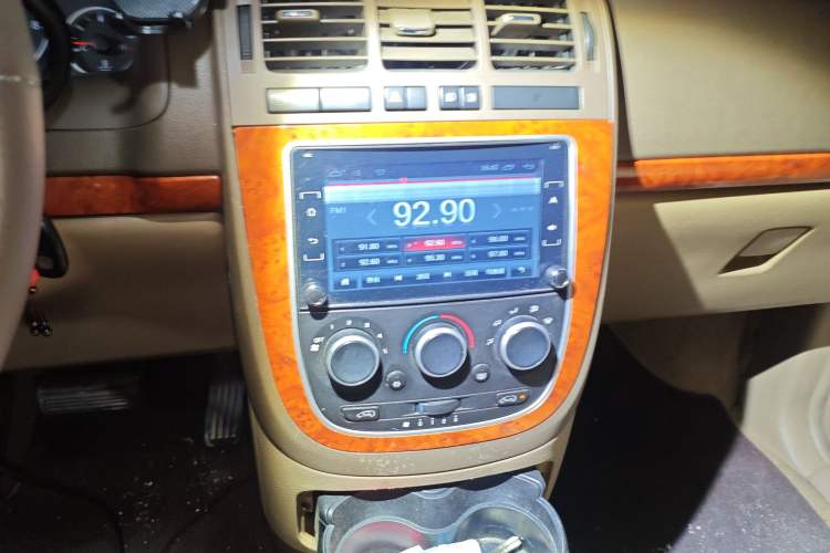 Used Buick GL8 2011 2.4L LT Executive Edition