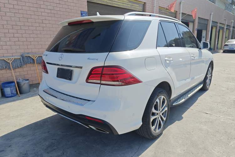 Used Mercedes-Benz GLE 2018 GLE 320 4MATIC Dynamic Edition Collector's Edition
