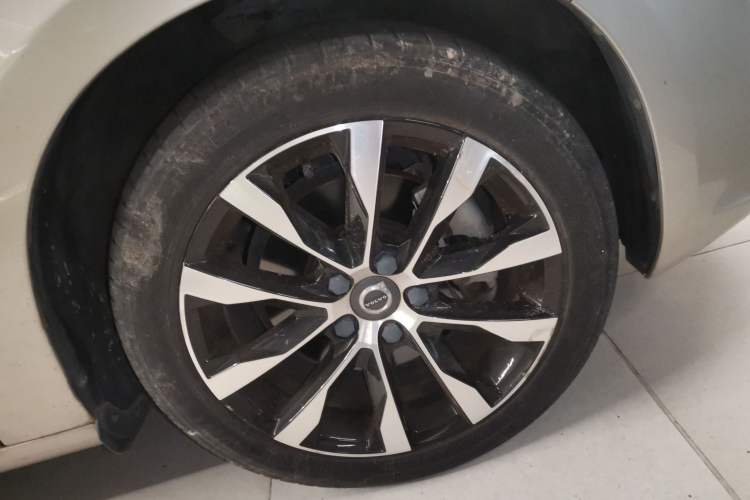 Used Volvo S60 2019 S60L Facelift T5 Intelligent Advanced Edition Right Front Wheel Hub