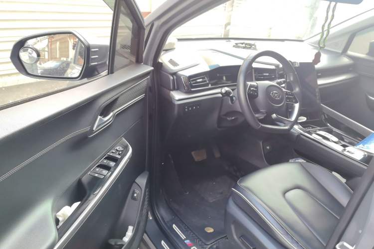 Used Hyundai Custo 2021 270TGDi Prestige LUX Driver Seat