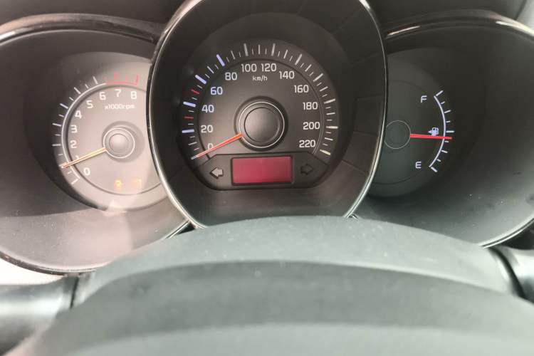 Used Kia K2 2012 Sedan 1.4L Automatic GLS Commemorative Edition