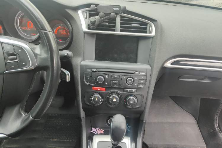 Used Citroen C4L 2015 1.2T Automatic Luxury Edition
